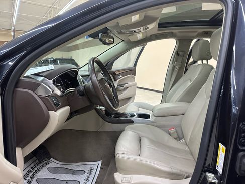 Used 2016 Cadillac SRX Premium image 25