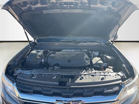 Used 2021 Chevrolet Colorado Z71 w/ Safety Package image 29