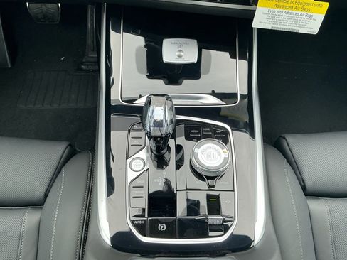 New 2026 BMW ALPINA XB7 AWD/4WD image 11