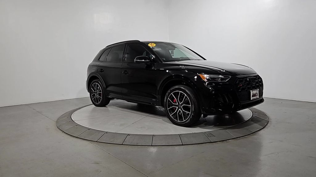 Used 2025 Audi SQ5 Premium Plus AWD/4WD image 7