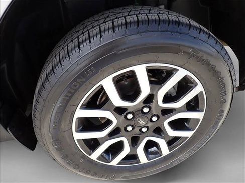 Used 2023 Ford Maverick Lariat w/ Lariat Luxury Package FWD image 7