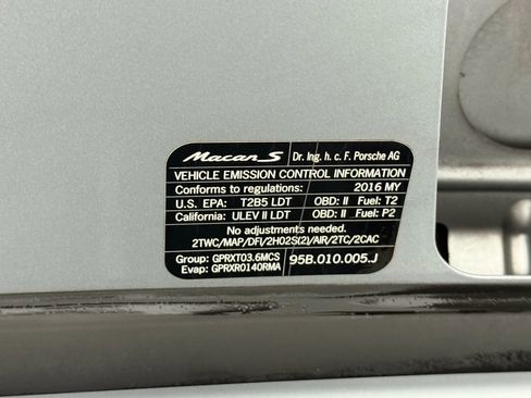 Used 2016 Porsche Macan S image 52