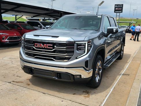 New 2026 GMC Sierra 1500 SLT w/ SLT Premium Plus Package image 8