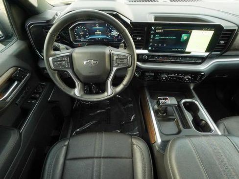 Used 2024 Chevrolet Silverado 1500 High Country w/ Midnight Edition image 18