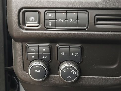 Used 2024 Chevrolet Tahoe LS image 26