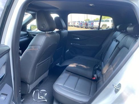 New 2025 Buick Envista Avenir image 20