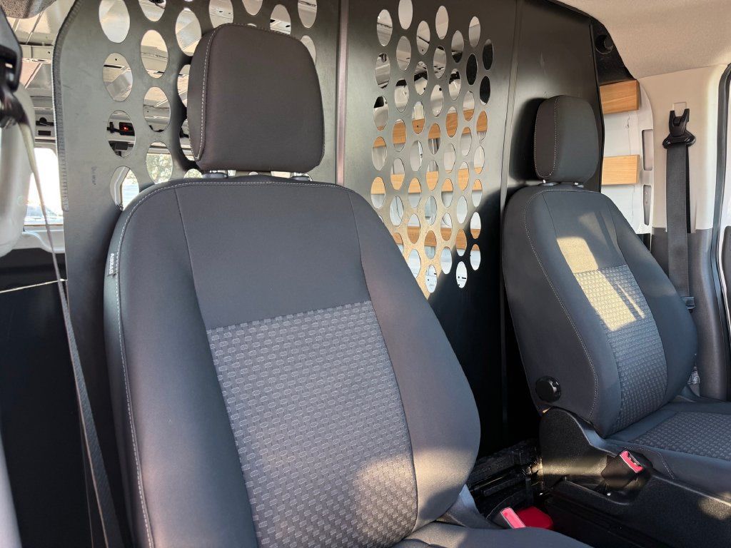 Used 2025 Ford Transit 250 Low Roof w/ Exterior Upgrade Package RWD image 26