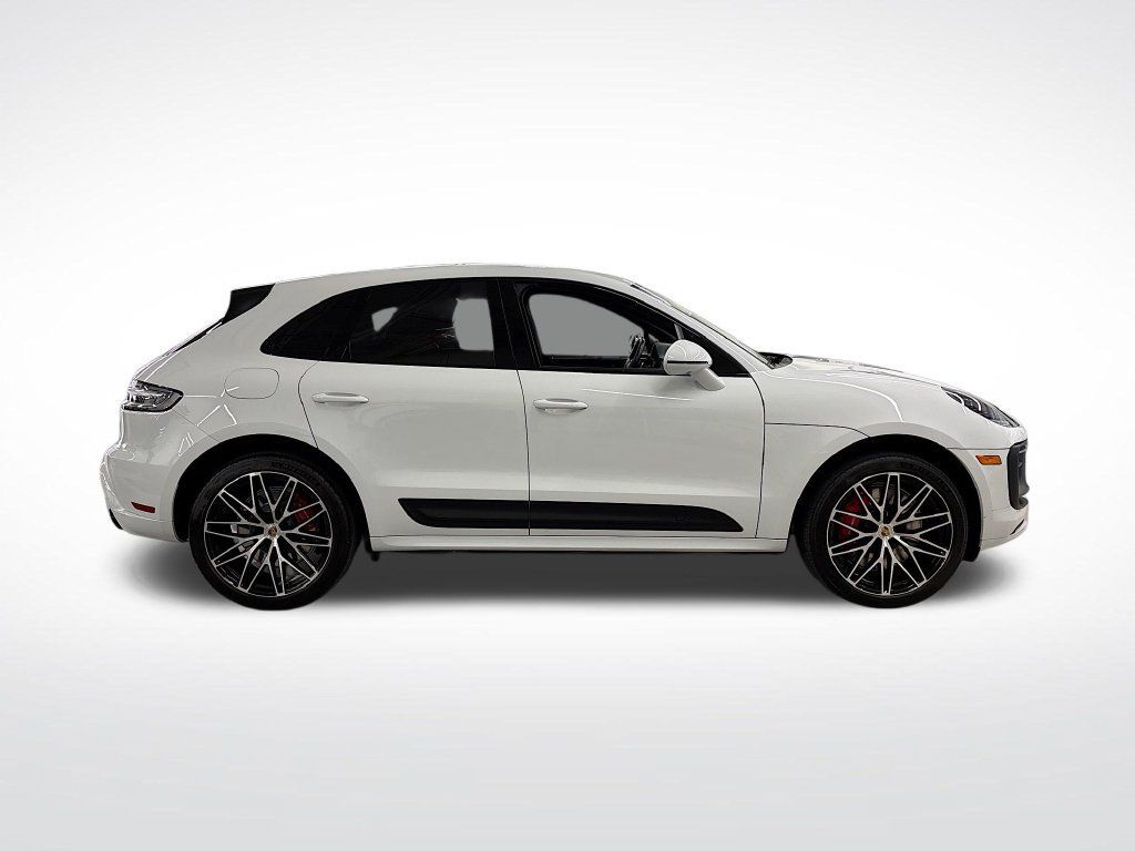 Used 2022 Porsche Macan GTS AWD/4WD image 6