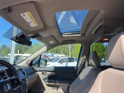 Used 2021 Honda Pilot Elite image 13