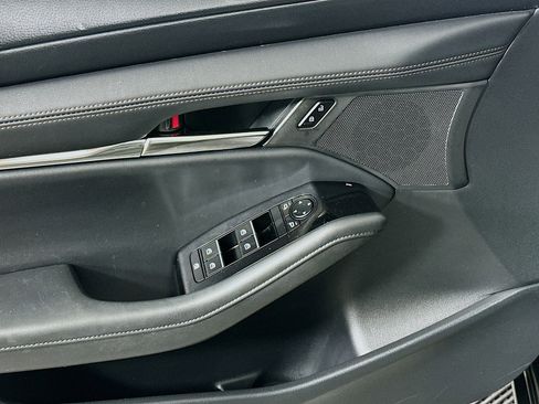 Used 2025 MAZDA MAZDA3 s image 15