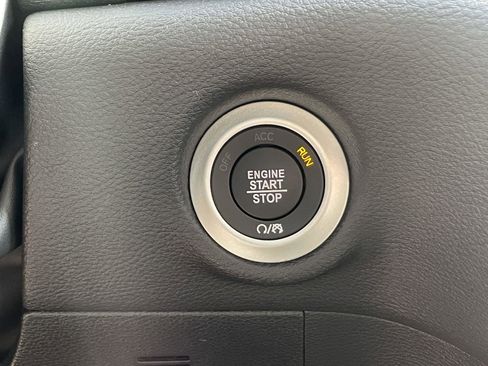 New 2026 Chrysler Pacifica Select image 20