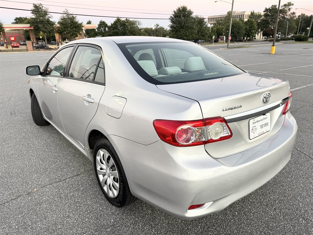 Used 2012 Toyota Corolla LE FWD image 24