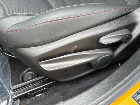 Certified 2023 Dodge Hornet GT w/ Tech Pack w/o Parking image 18