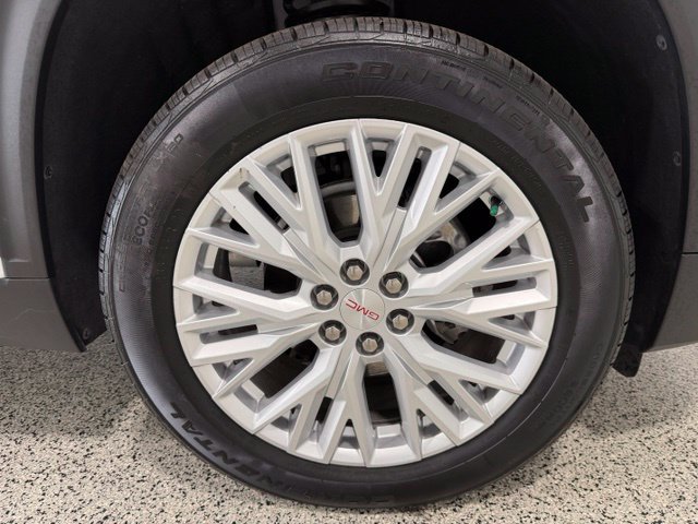 Used 2026 GMC Acadia Elevation w/ Elevation Premium Package FWD image 37