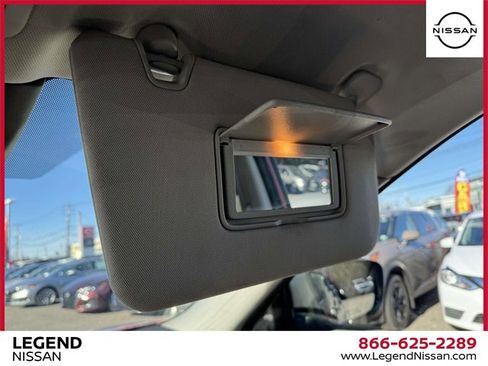 Used 2020 Nissan Rogue SV image 29