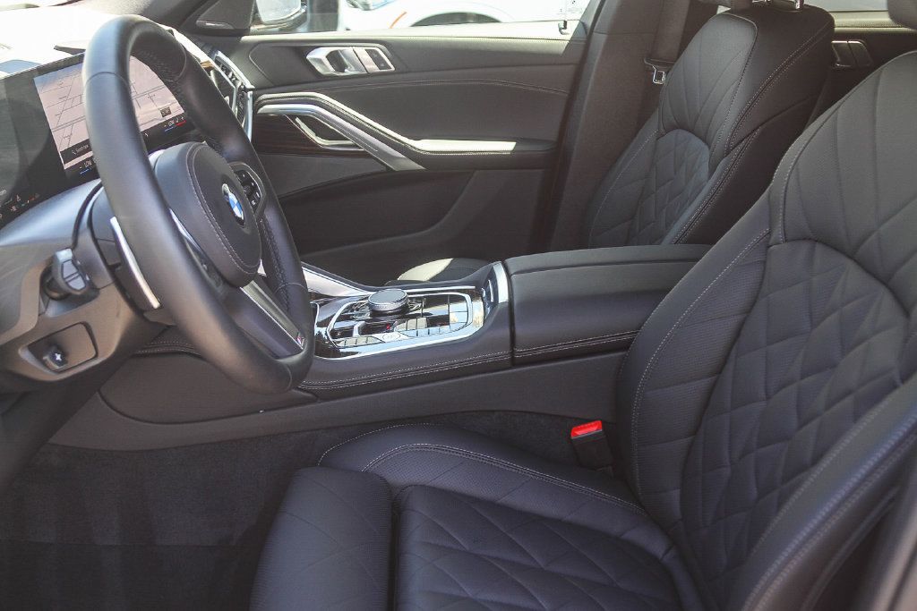 Used 2026 BMW X6 xDrive40i AWD/4WD image 13