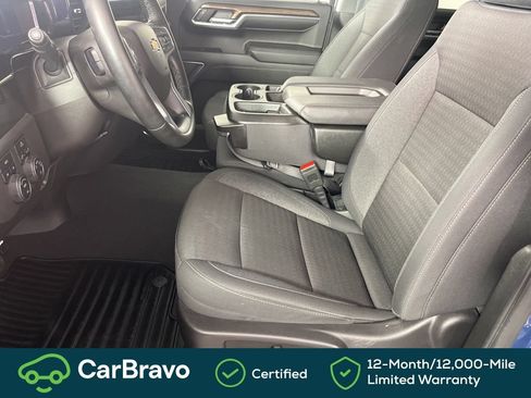 Used 2024 Chevrolet Silverado 1500 LT AWD/4WD image 17