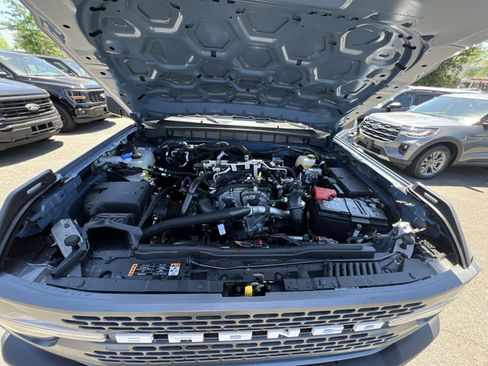 New 2025 Ford Bronco Badlands w/ Sasquatch Package AWD/4WD image 35