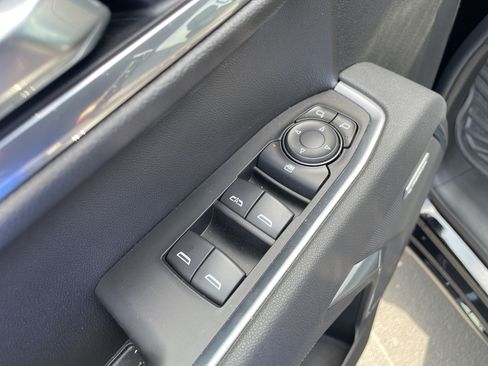 Used 2026 Chevrolet Silverado 1500 LT Trail Boss w/ LT Trail Boss Premium Package AWD/4WD image 22
