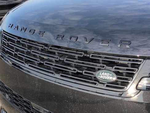 New 2026 Land Rover Range Rover Sport Dynamic SE image 12