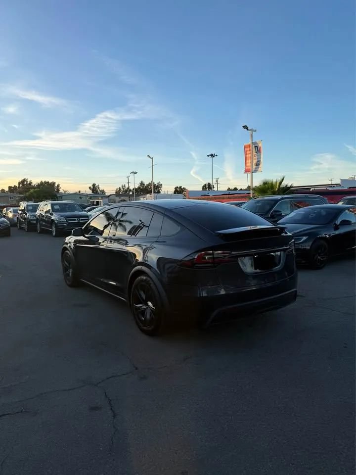 Used 2026 Tesla Model X AWD/4WD image 5