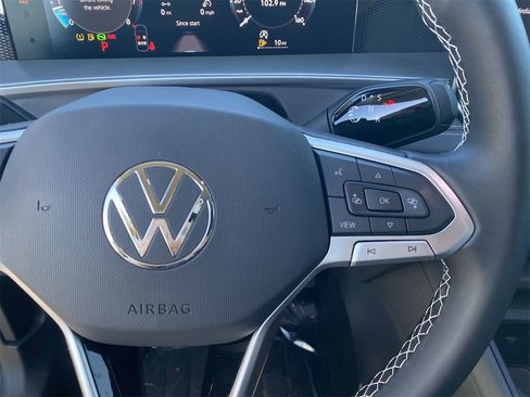 New 2026 Volkswagen Tiguan SE image 20