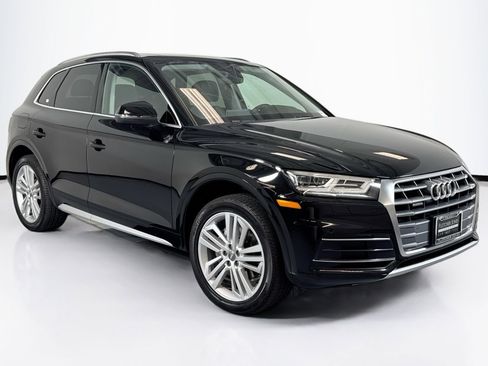 Used 2019 Audi Q5 2.0T Premium Plus w/ Premium Plus Package image 3