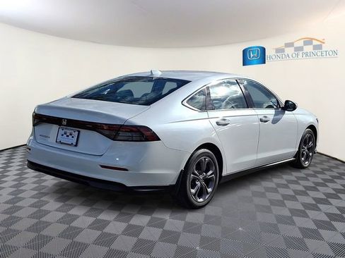 Certified 2023 Honda Accord EX image 6