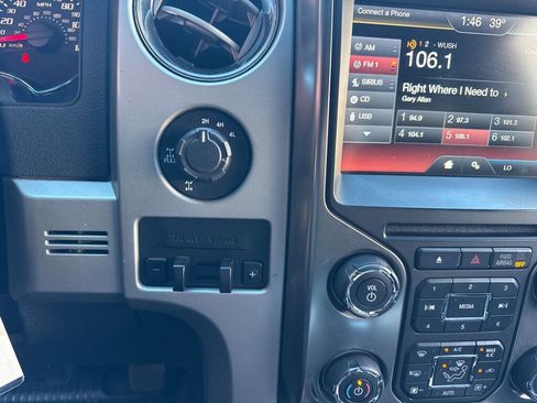 Used 2014 Ford F150 FX4 w/ Equipment Group 402A Luxury image 19