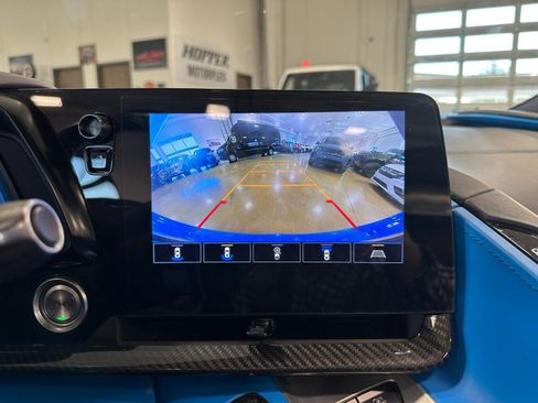 Used 2021 Chevrolet Corvette Stingray Premium Conv w/ Z51 Performance Package image 23