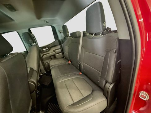 Used 2019 Chevrolet Silverado 1500 Custom w/ Custom Value Package AWD/4WD image 29