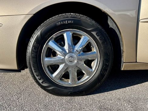 Used 2005 Buick LaCrosse CXL w/ Gold Convenience Package image 26
