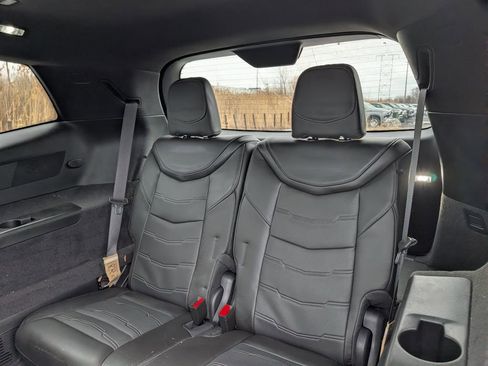 Used 2024 Cadillac XT6 Sport w/ Platinum Package image 11