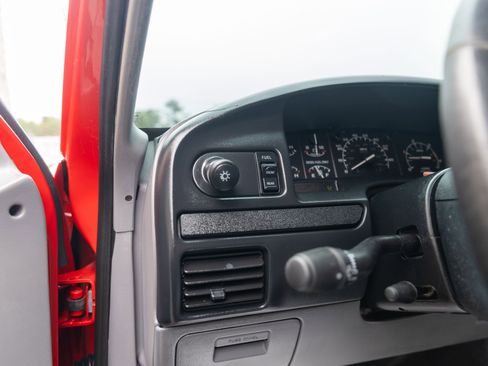 Used 1997 Ford F250 4x4 SuperCab Heavy Duty image 24