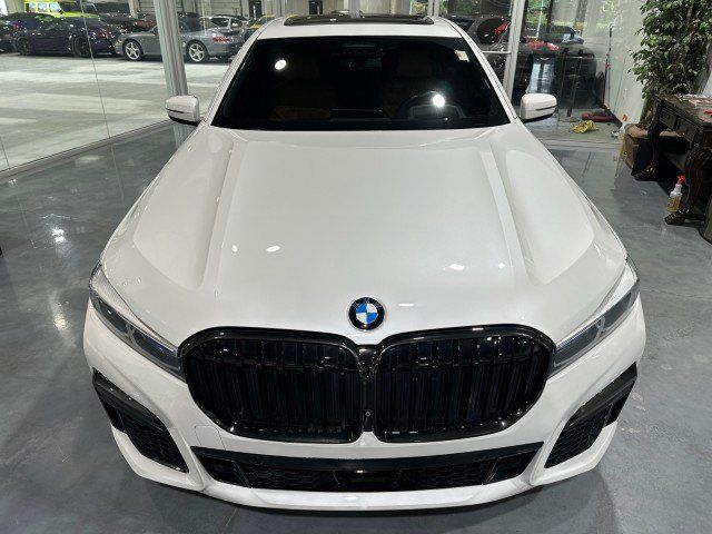 Used 2020 BMW 745e xDrive AWD/4WD image 15