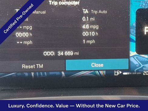 Certified 2023 Volvo XC60 B5 Plus AWD/4WD image 21
