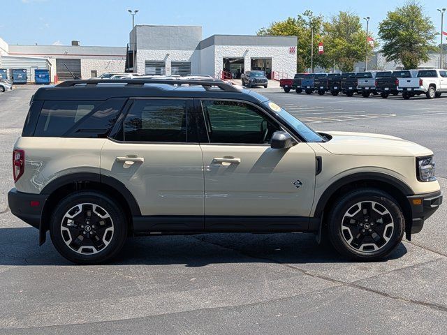 Used 2024 Ford Bronco Sport Outer Banks w/ Tech Package AWD/4WD image 8