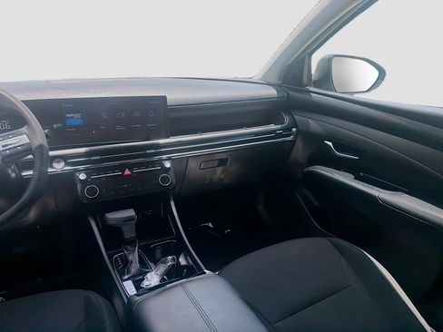 Used 2025 Hyundai Tucson SEL FWD image 19