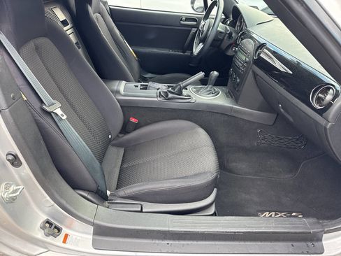 Used 2007 MAZDA MX-5 Miata Touring image 14