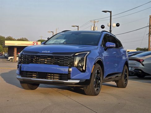 New 2026 Kia Sportage SX image 2