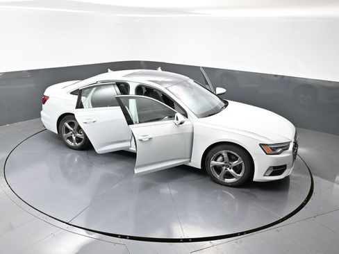 Used 2024 Audi A6 Premium Plus image 59