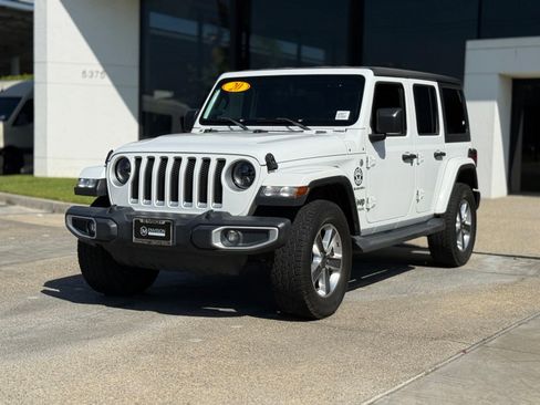 Used 2020 Jeep Wrangler Unlimited Sahara image 2