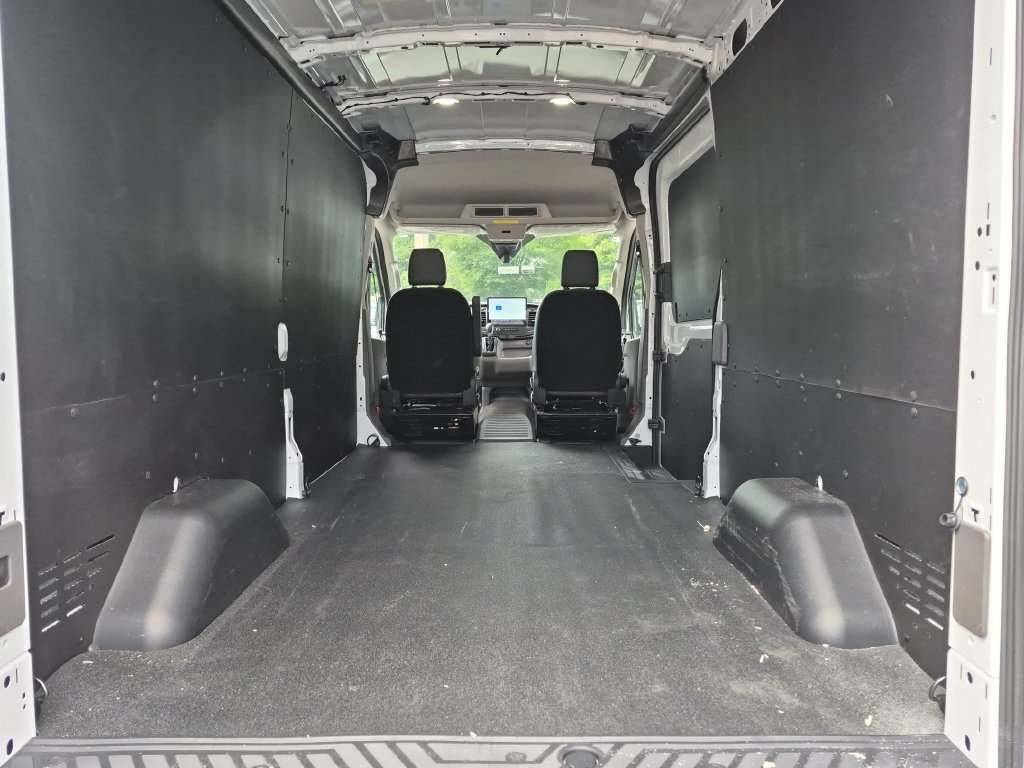 New 2026 Ford Transit 150 Medium Roof w/ Load Area Protection Package RWD image 27