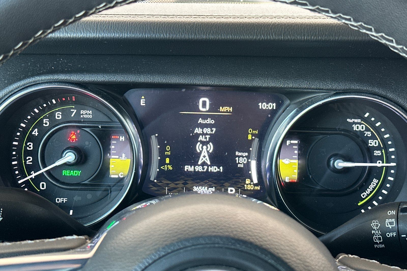 Used 2023 Jeep Wrangler Unlimited Sahara AWD/4WD image 33