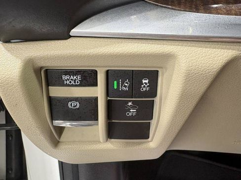 Used 2018 Acura MDX w/ Technology Package AWD/4WD image 11