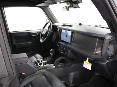 New 2025 Ford Bronco Big Bend w/ Black Diamond Package image 26