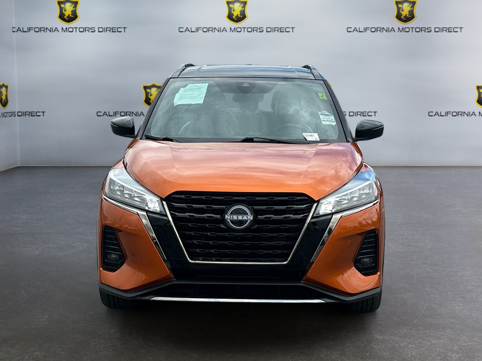 Used 2023 Nissan Kicks SR w/ SR Premium Package FWD image 8