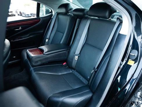 Used 2008 Lexus LS 460 RWD image 33