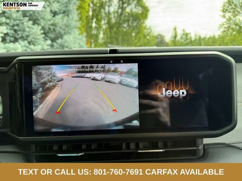 Used 2026 Jeep Wrangler Unlimited Sahara AWD/4WD image 24