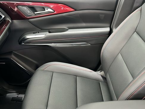 New 2026 Chevrolet Traverse Z71 image 19